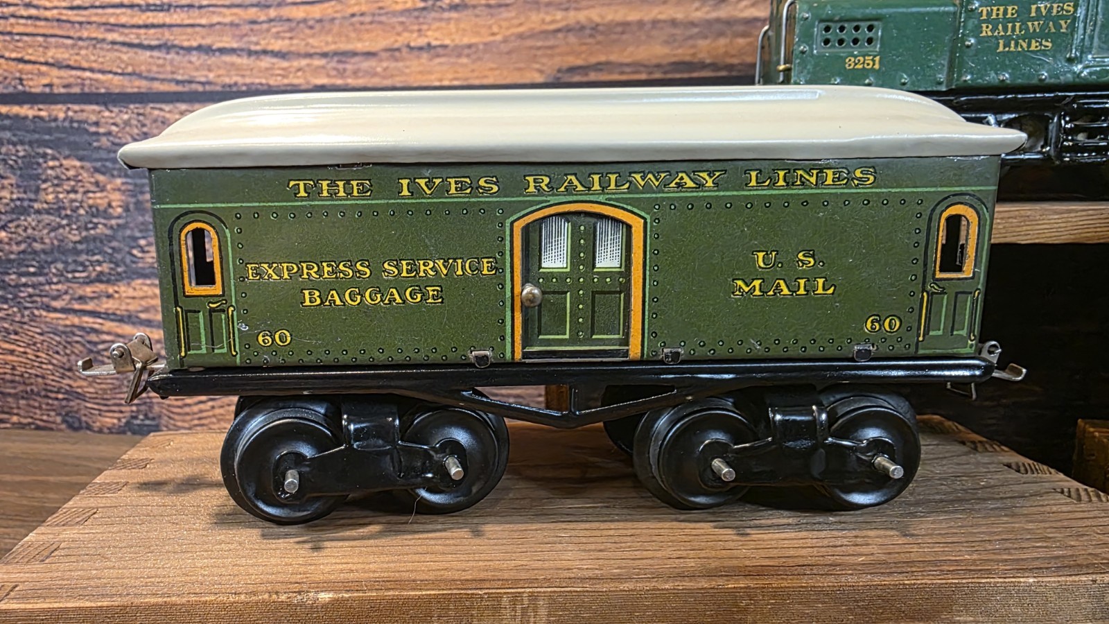 Vintage Ives 3251 Locomotive Train Set w/ No 60 Mail 61 Chair 62 Parlor Cars