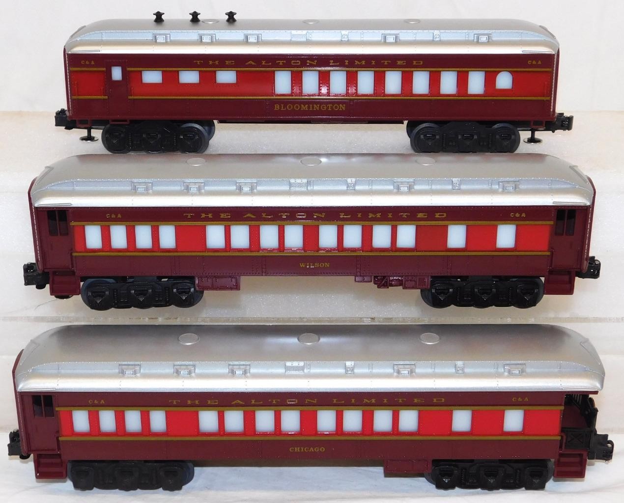 Lionel 6-8101 Chicago & Alton Steam Passenger Set 4-8-4 Steam Engine + 6 HW cars