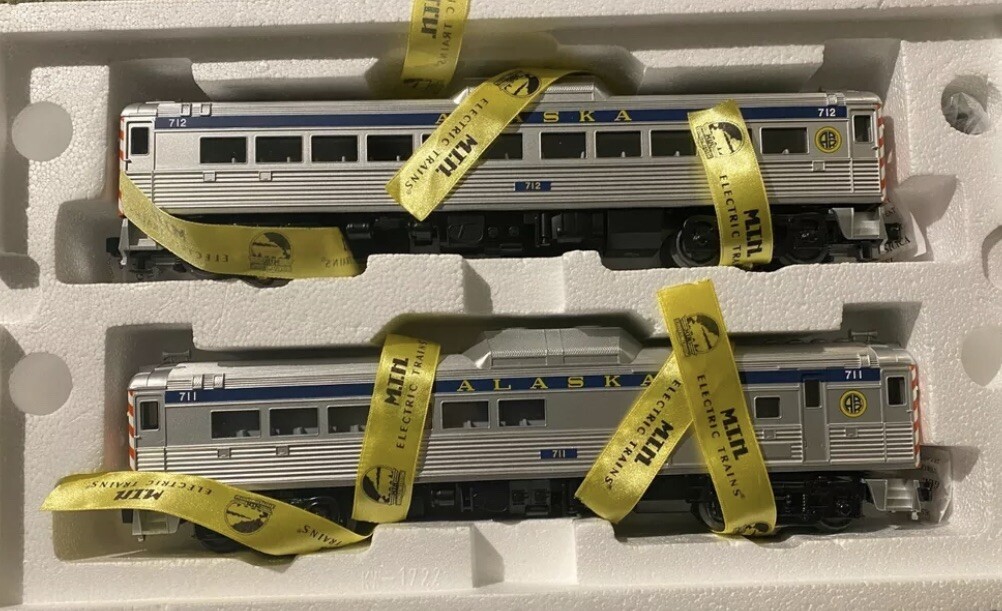 MTH RAILKING ALASKA RAILROAD RDC BUDD CAR DIESEL ENGINE SET 30-2387-1 LOCOMOTIVE