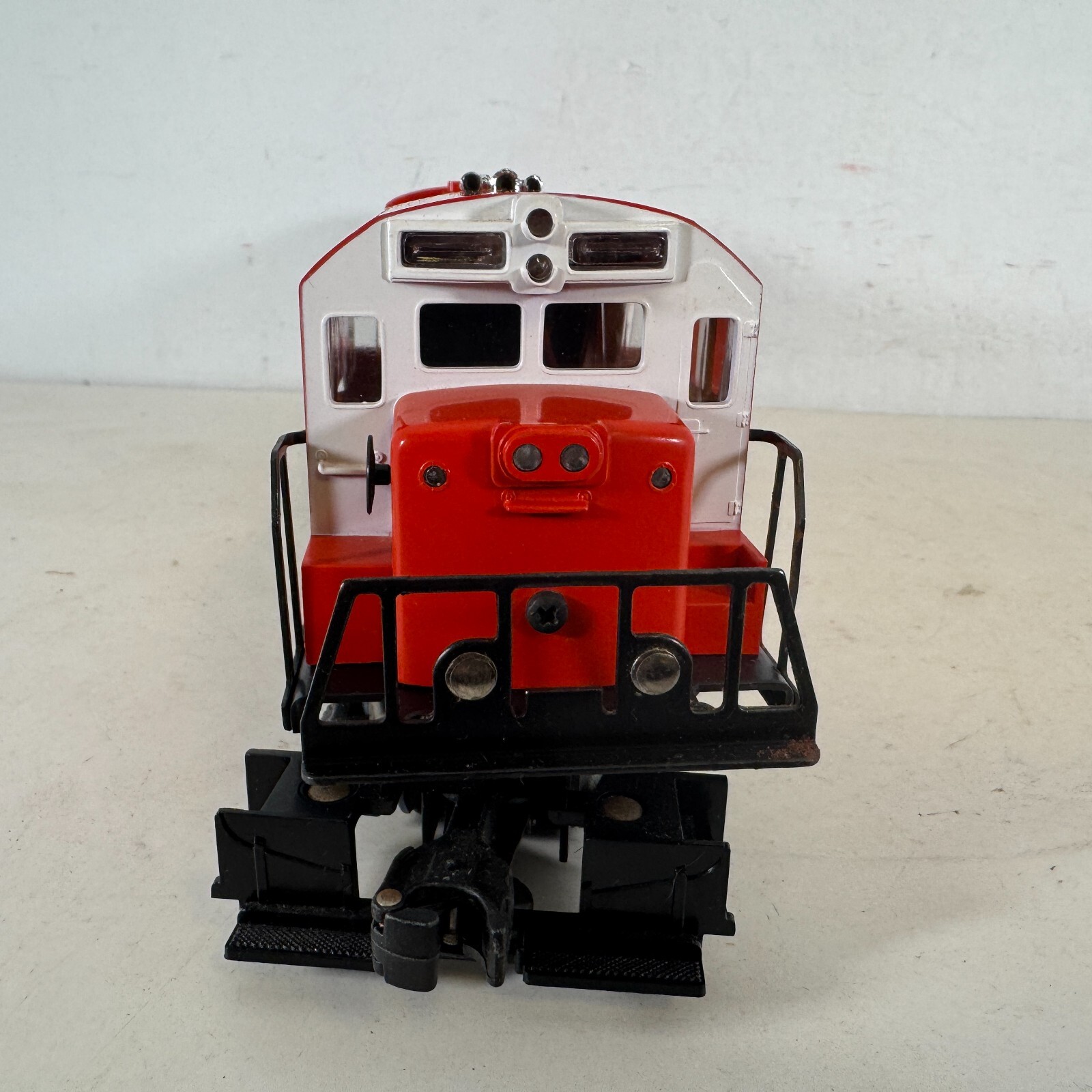 Lionel 6-8773 O Gauge Disney Mickey Mouse Express U 36B Diesel Engine Locomotive