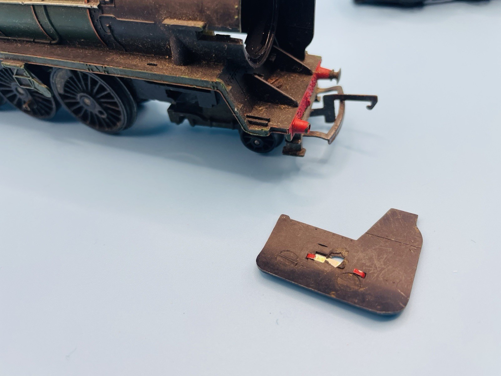 Tri-Ang OO R259 “Britannia” Class 7MT 4-6-2 Steam Locomotive – Parts Only