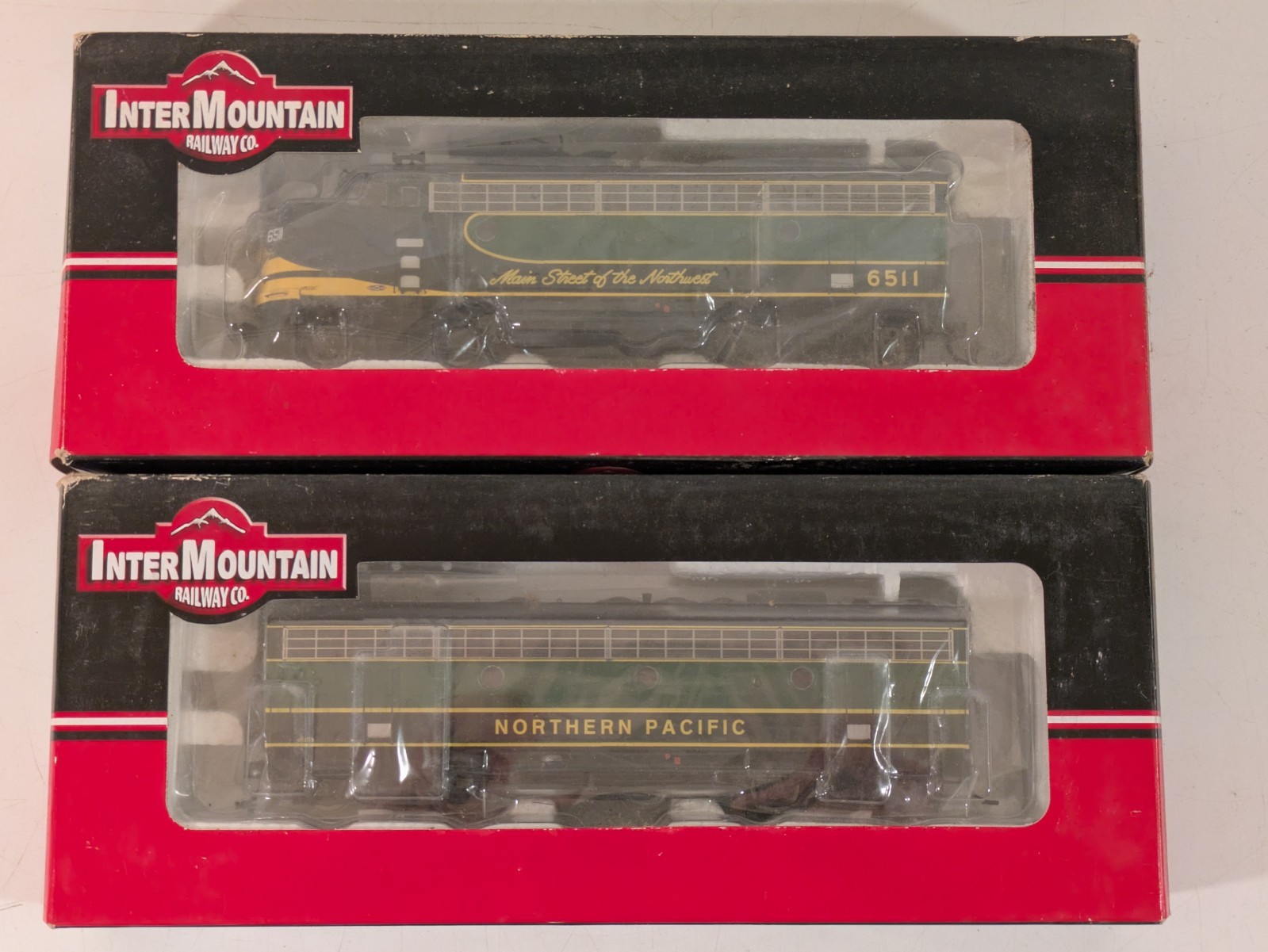 HO EMD F7A/F7B Set NP Northern Pacific (Both Powered) DCC Rdy NOS # 49060-03/1