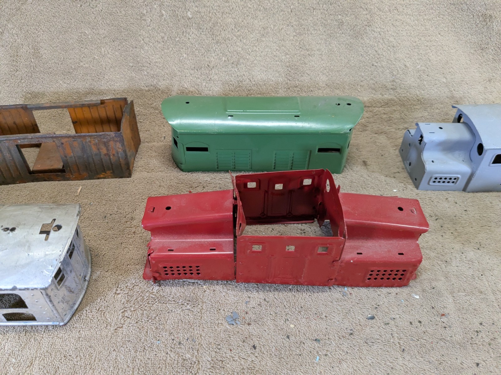 Lionel Marx & Others Prewar Locomotive Shells Body Pieces Only Mixed Lot Vintage