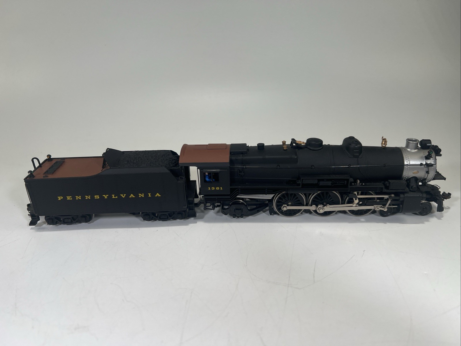 Bachmann Spectrum 84014 HO PRR K4 4-6-2 Pacific Steam Locomotive & Tender 1361 2