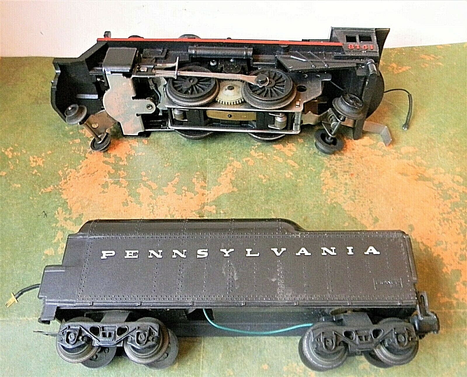 Lionel AC 2-4-2 Locomotive ~ PENNSYLVANIA ~ Light, Sound & Smoke Rd# 8141 – O