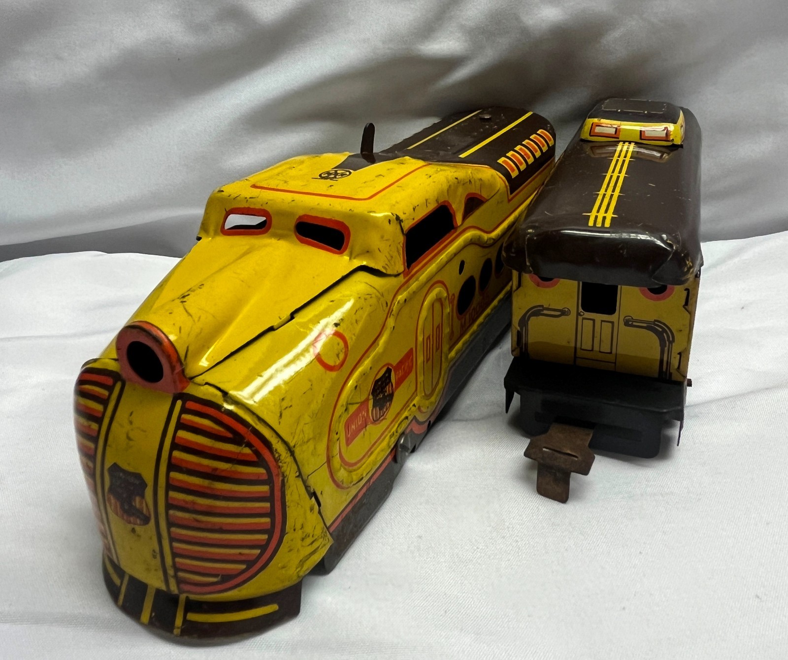 Vintage Marx Tin Litho M10005 Union Pacific Train/Caboose O Gauge Item Untested