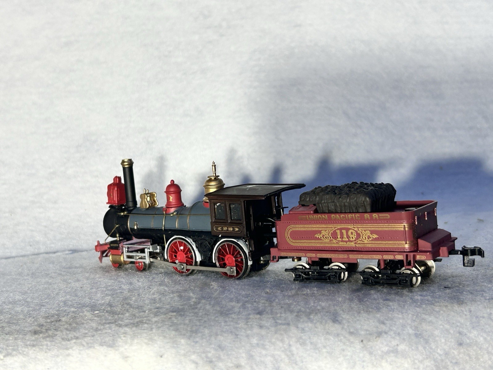 Beautiful Vintage Bachman Union Pacific RR American 4-4-0 Locomotive HO