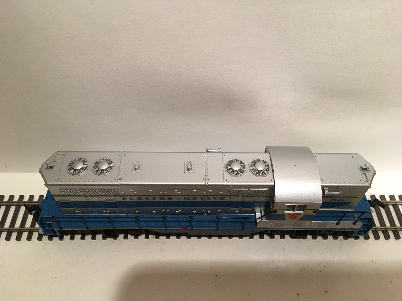 HO Atlas Classic 8409 EMD Demo Demonstrator GP7 Diesel Locomotive #200
