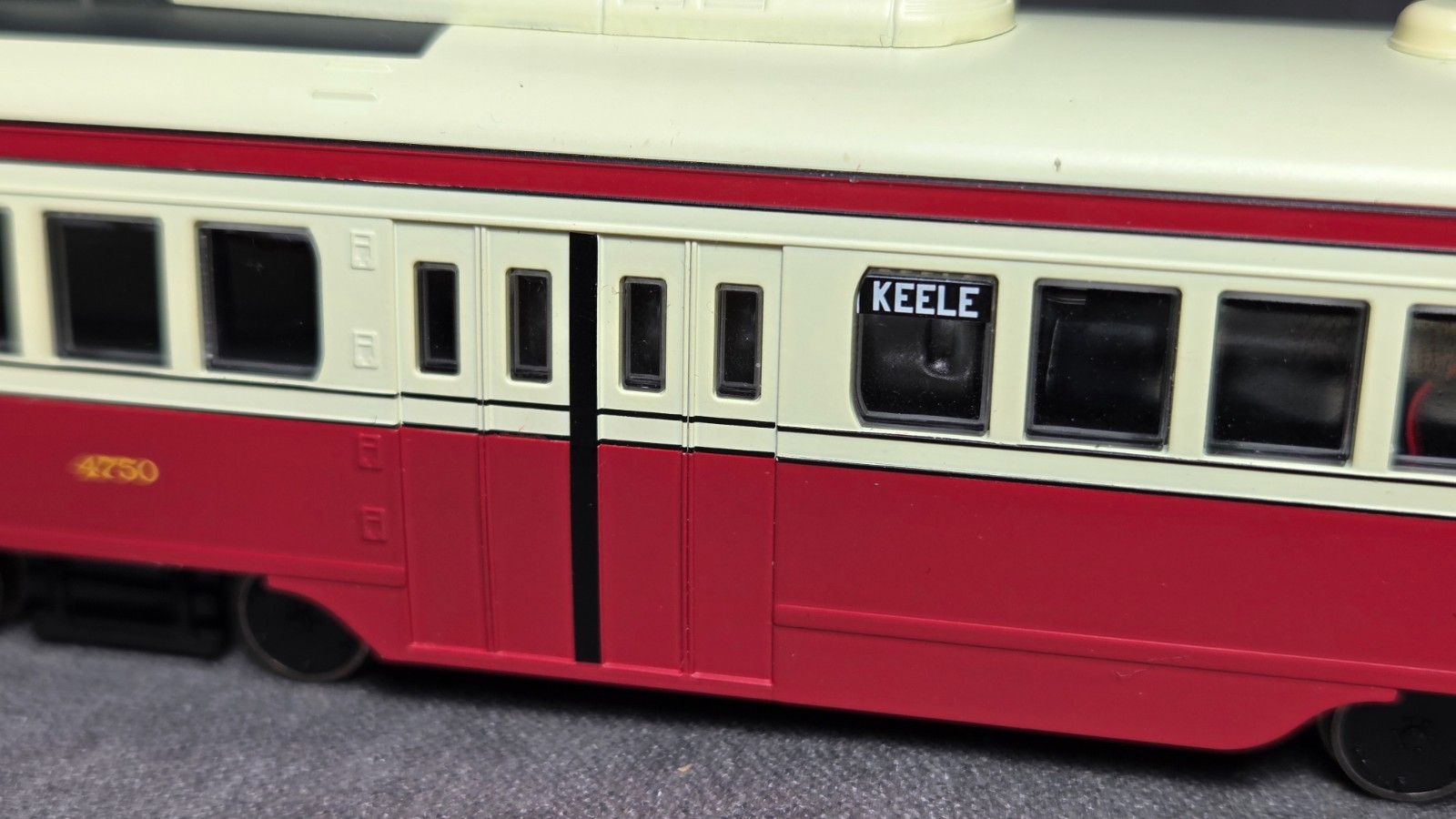 Title (79 Characters): Bowser HO 12909 TTC PCC Streetcar #4750 Toronto Executive