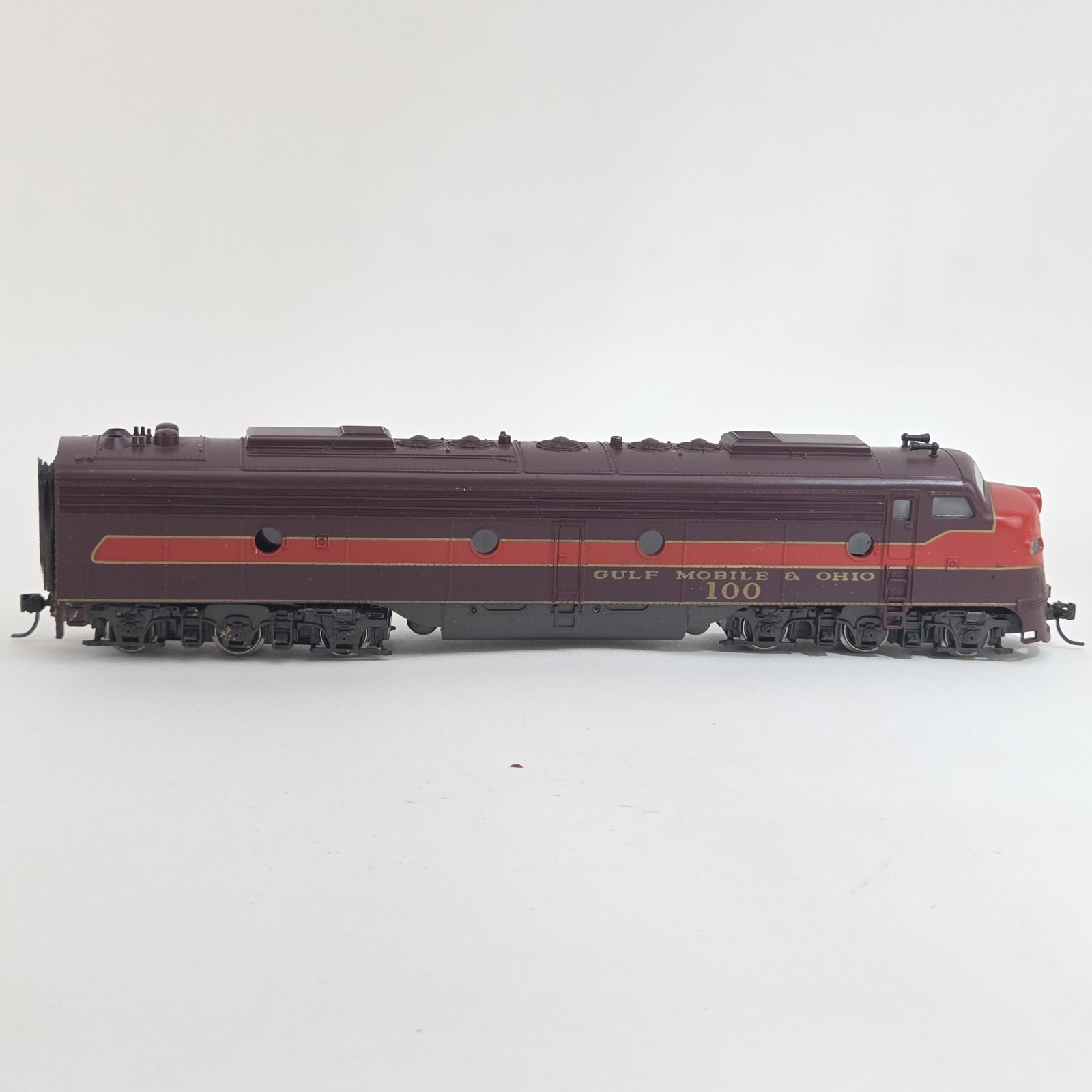 Rivarossi HO Scale Gulf Mobile and Ohio GM&O #100 EMD E8 E9 A-A 2 unit set