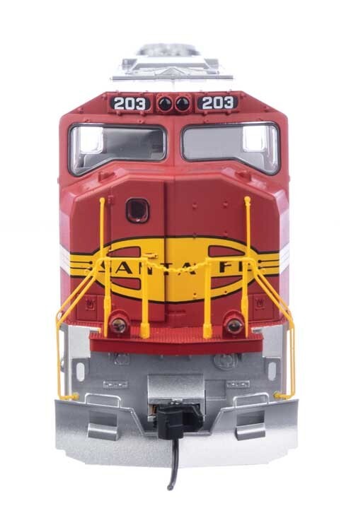 Walthers HO Scale ~ EMD SD75M ~ Santa Fe #203 ~ DC Version ~ 910-11001