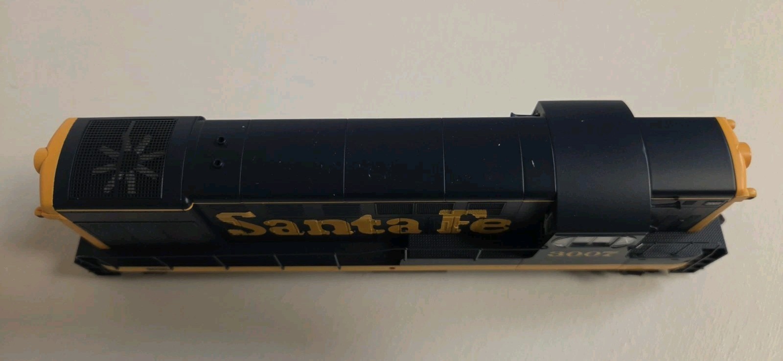 Atlas Master Series 9554 FM H16-44 Santa Fe #3007 W/DCC/DC/LED