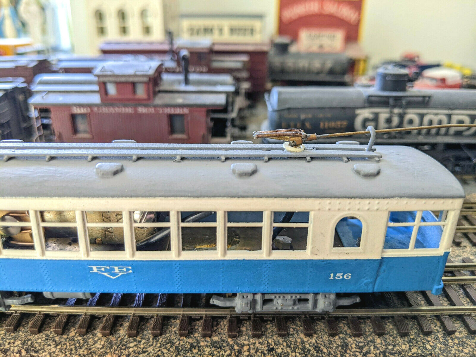 SUPER RARE! *MTS BRASS INTERURBAN TROLLEY CURVESIDER HO *CUSTOM-PAINT *RUNS WELL