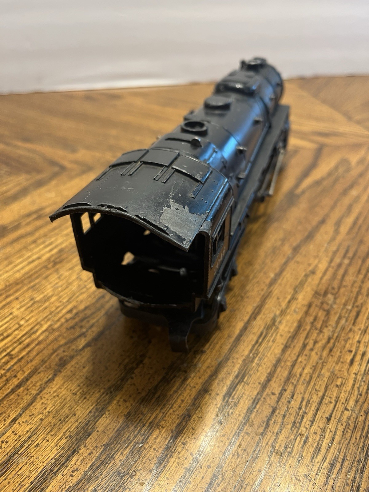 Vintage Lionel Postwar 2046 Locomotive W/ 6026W Tender