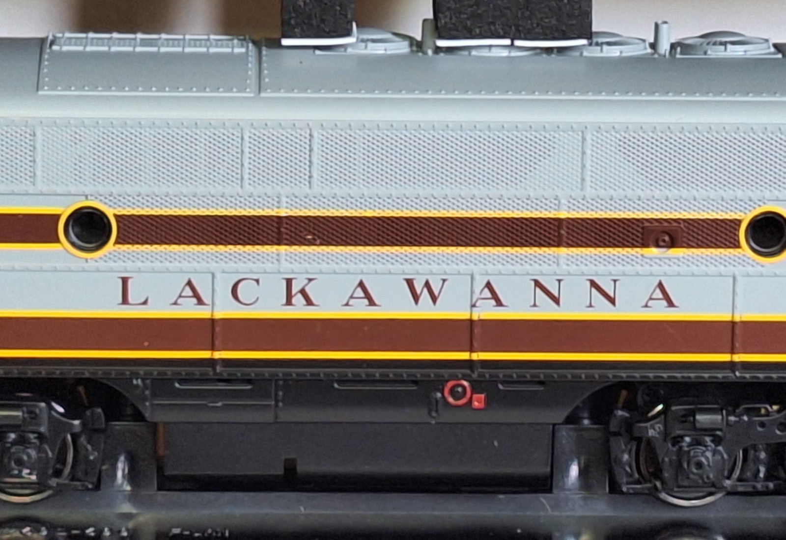 Bowser Exec Ln/Hobbytyme #24635 HO DL&W F-3A #663 Tri-StateRHS/Steamtown/ LokSnd