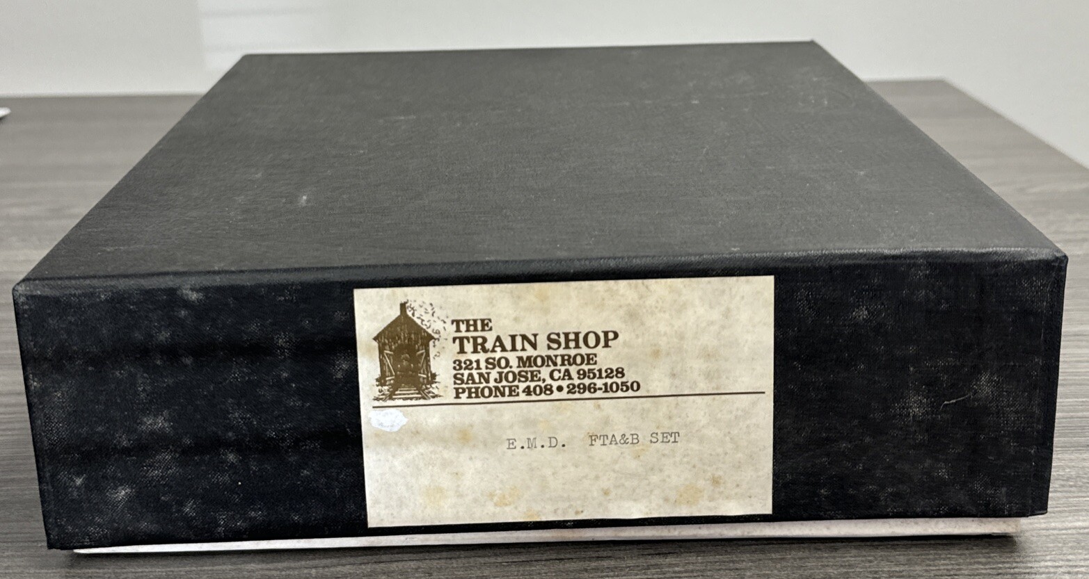 The Train Shop HO Brass E.M.D. FT A&B Diesel Locomotive Set – MINT & Unpainted!