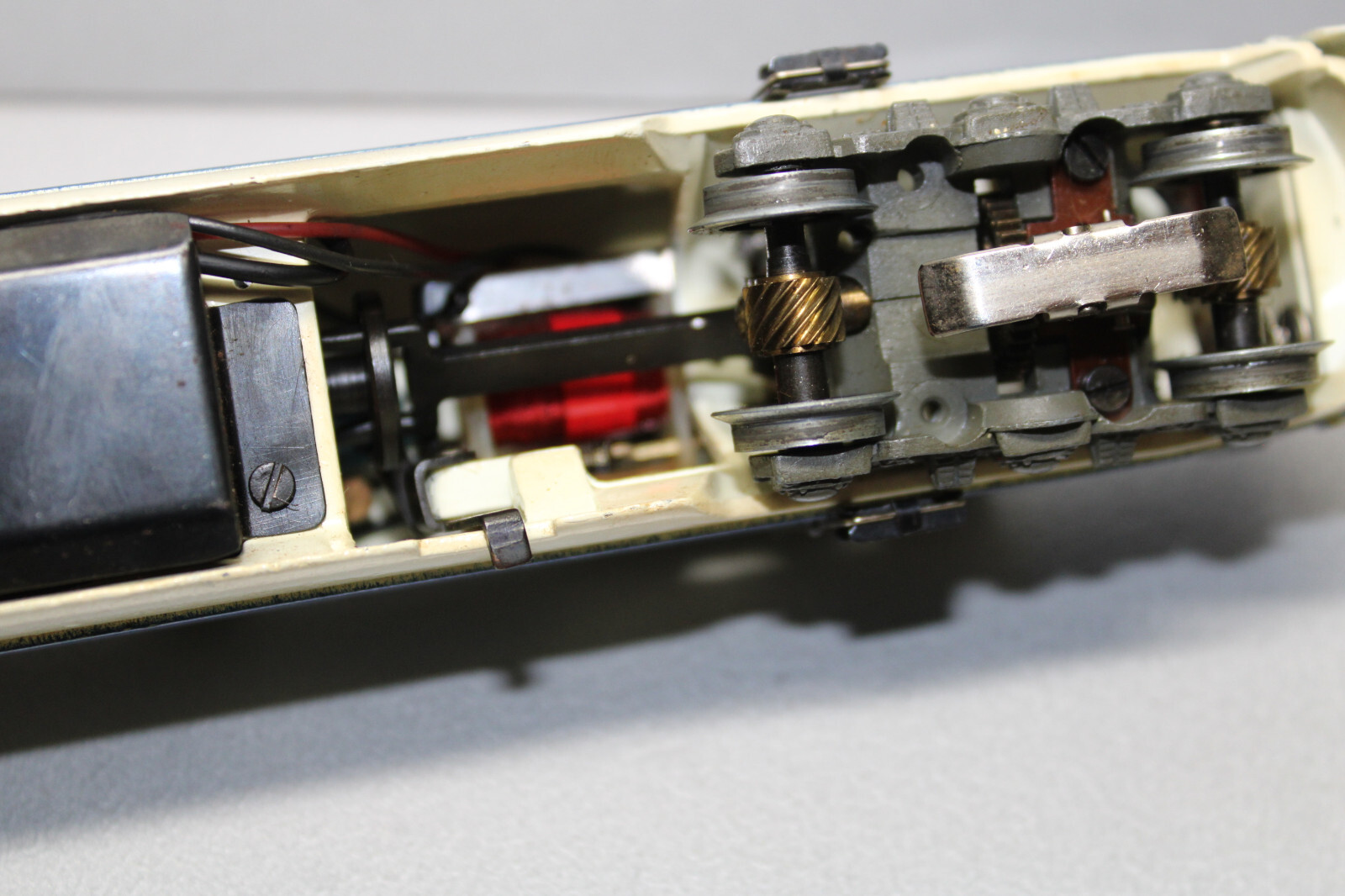 Märklin ST 800 B High-Speed Train Blue/Beige Gauge H0