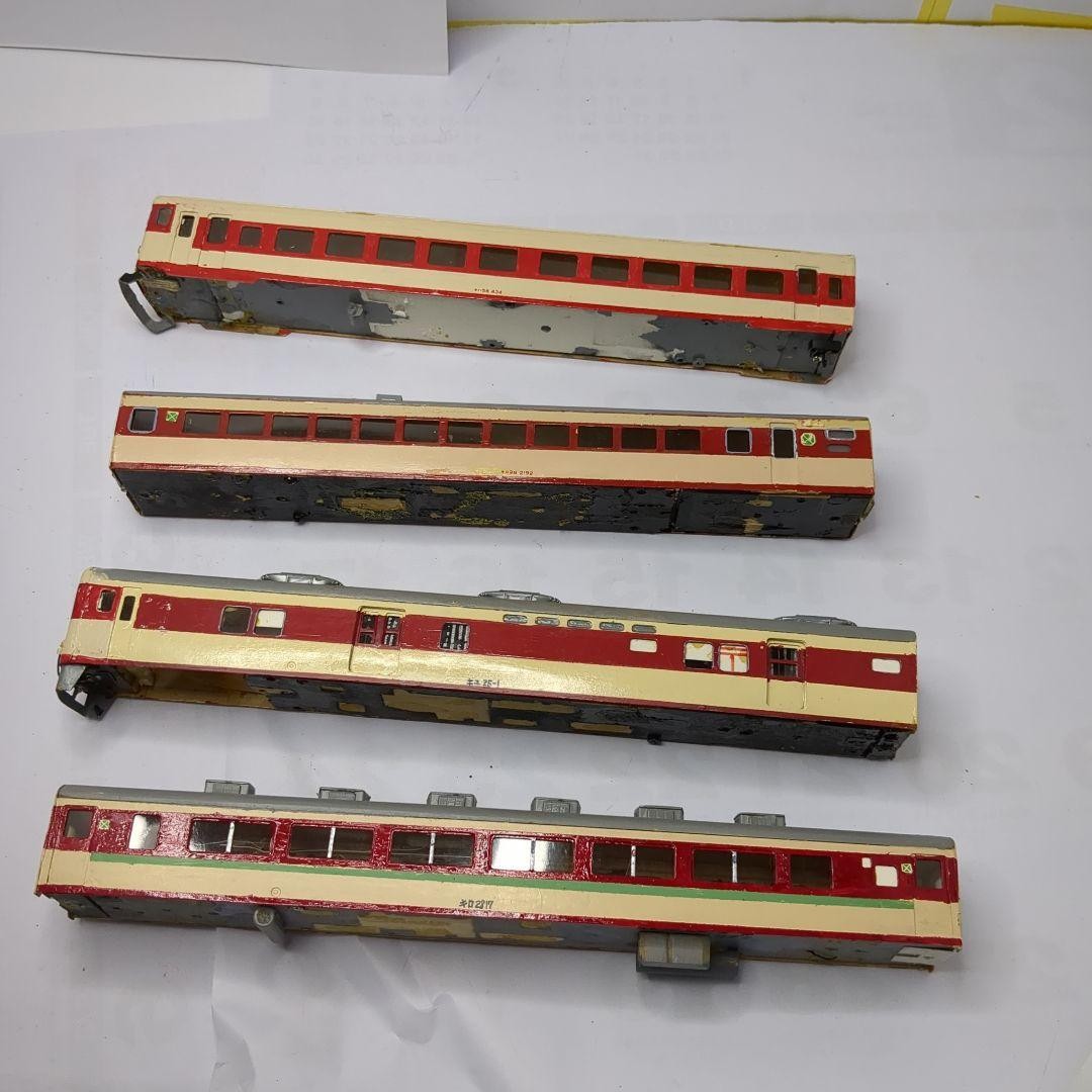 KIHA HO paper body Need repair 4-car set