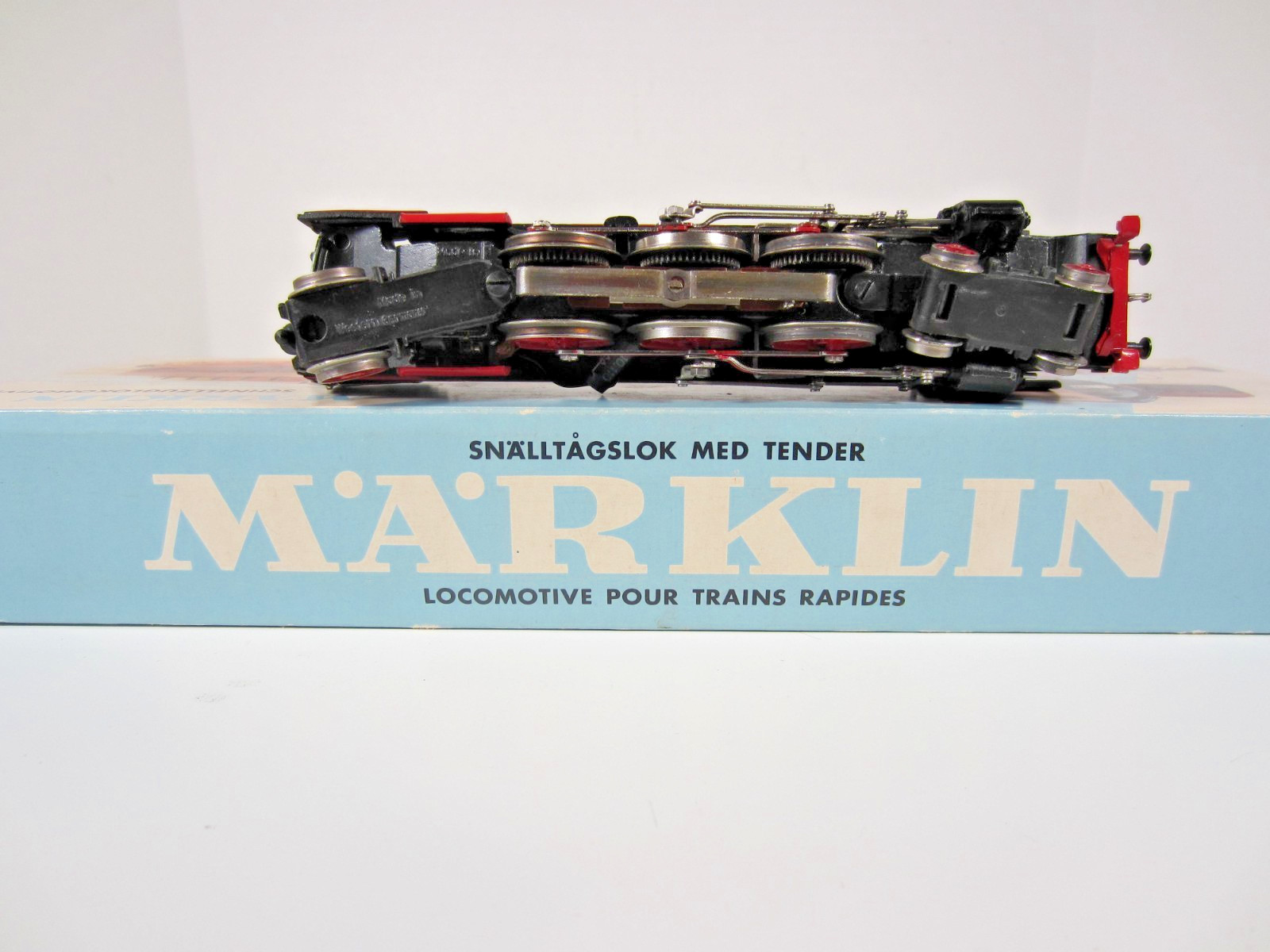 Marklin 3048 German Federal Railways Class 01 4-6-2 Steam Locomotive