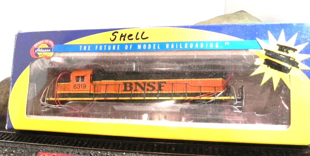 HO ENGINE Athearn Locomotive HO BNSF SD40 Road Number #6319 SHELL