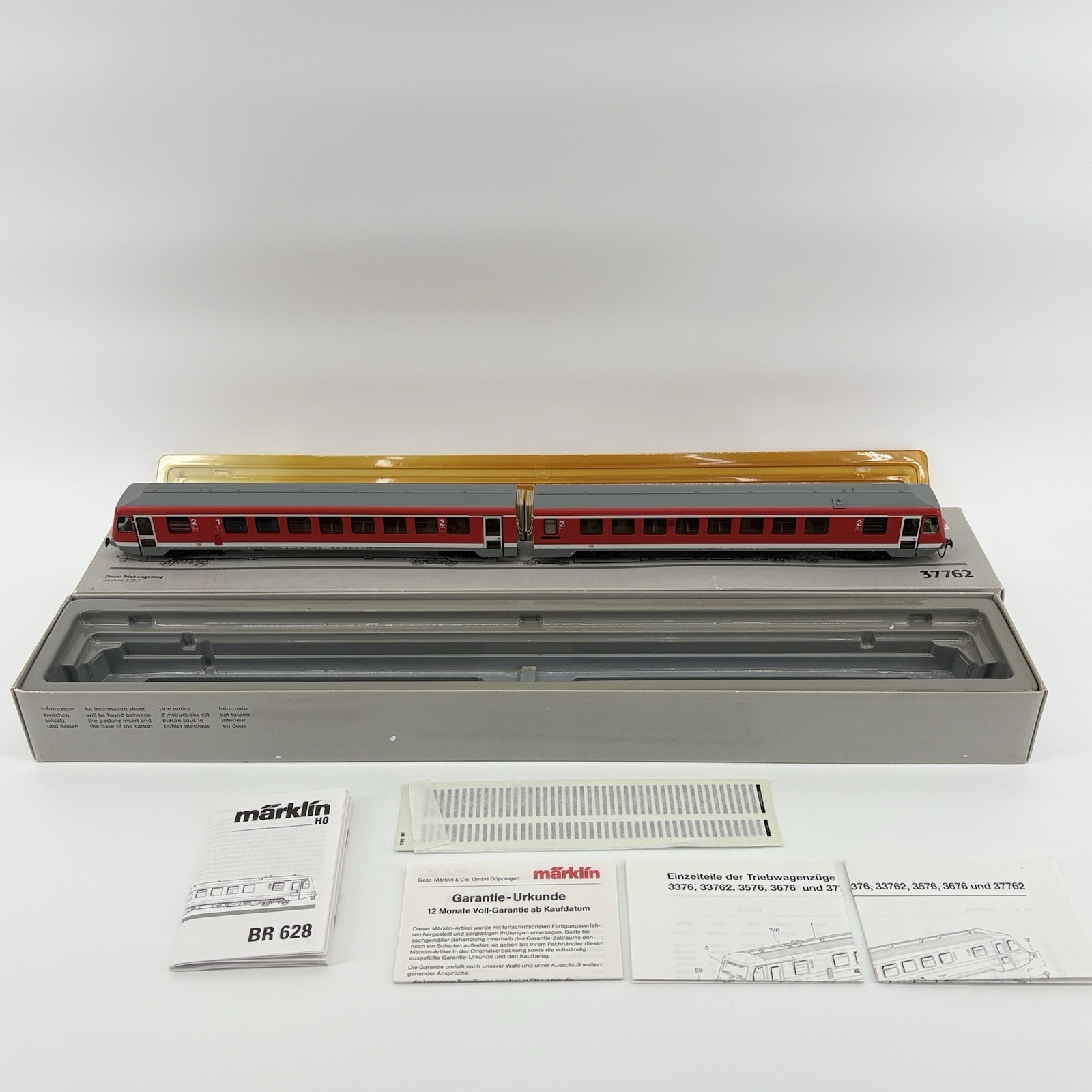 MARKLIN DIGITAL HO SCALE # 3776 DIESEL RAILCAR TRAIN-GERMAN FEDERAL RAILROAD