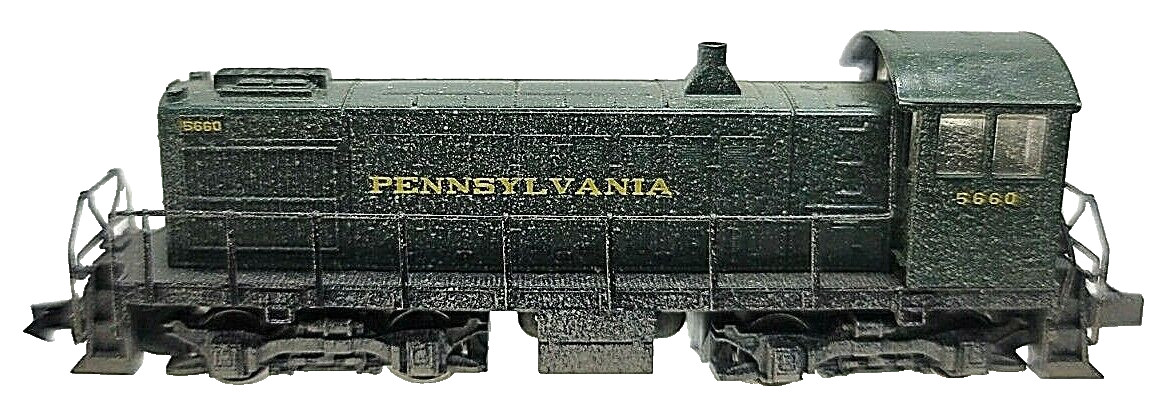 N 9mm Arnold 5024 Alco S-2 Diesel loco PRR #5660 (Tested) rapido cplrs weathered