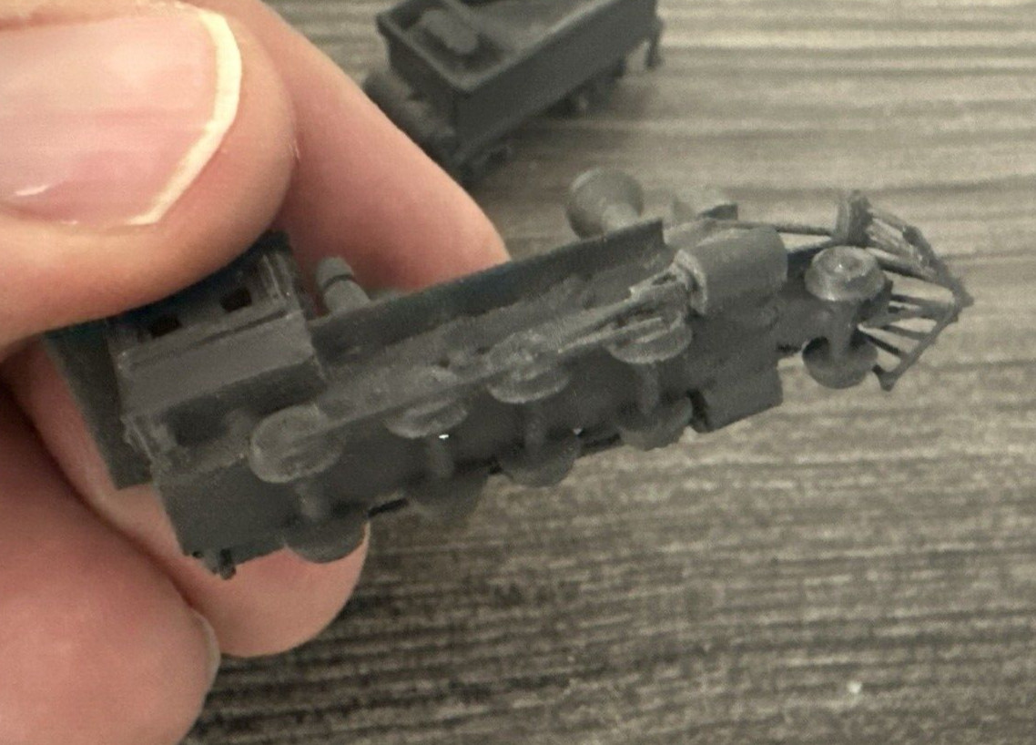 Nn3 or Z Scale Resin 2-8-0 Steam Locomotive w/Tender – Static Model Only No Box