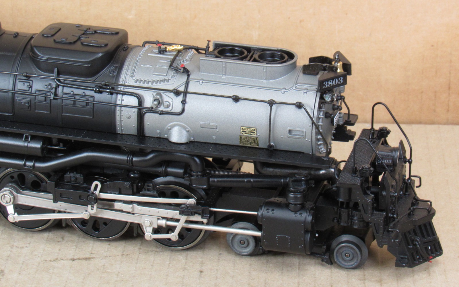 Lionel 38009 Rio Grande 4-6-6-4 “Challenger” Steam Engine w/TMCC/RS O-Gauge LNIB