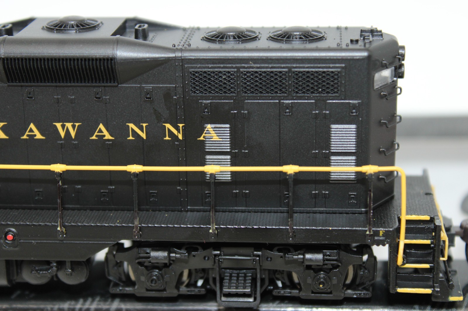 Atlas Classic HO Scale Lackawanna EMD GP7 Diesel Locomotive No # DCC