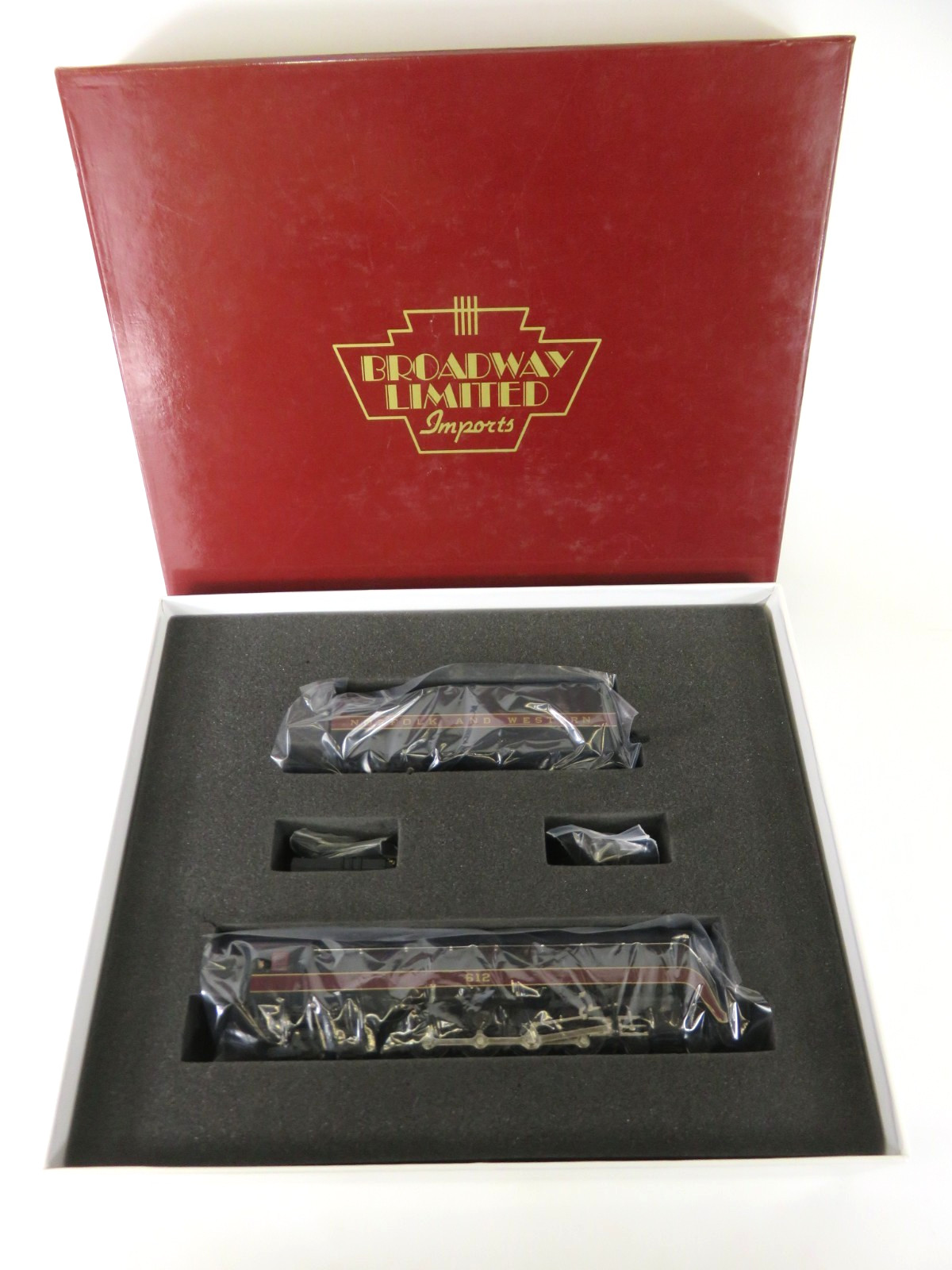Broadway Limited 077 HO Norfolk Western 4-8-4 Class J Steam Locomotive DCC/Sound