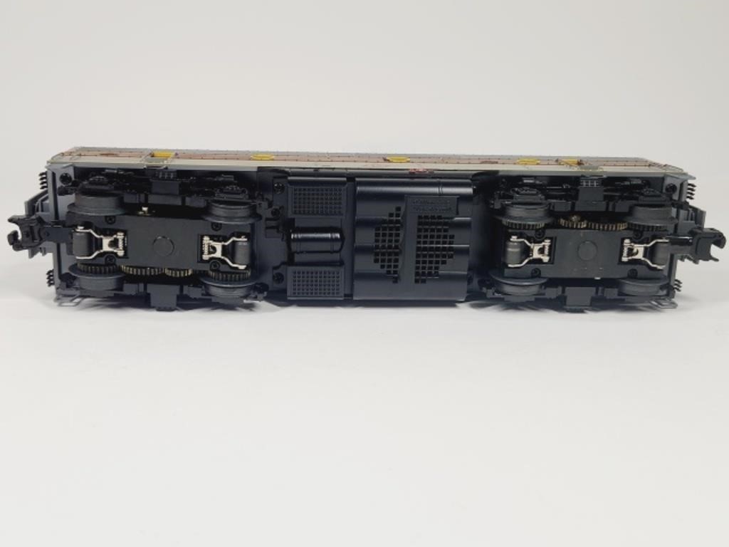 Lionel 24538 Erie Lackawanna 8033 O Gauge F3 Powered B Unit Diesel Locomotive