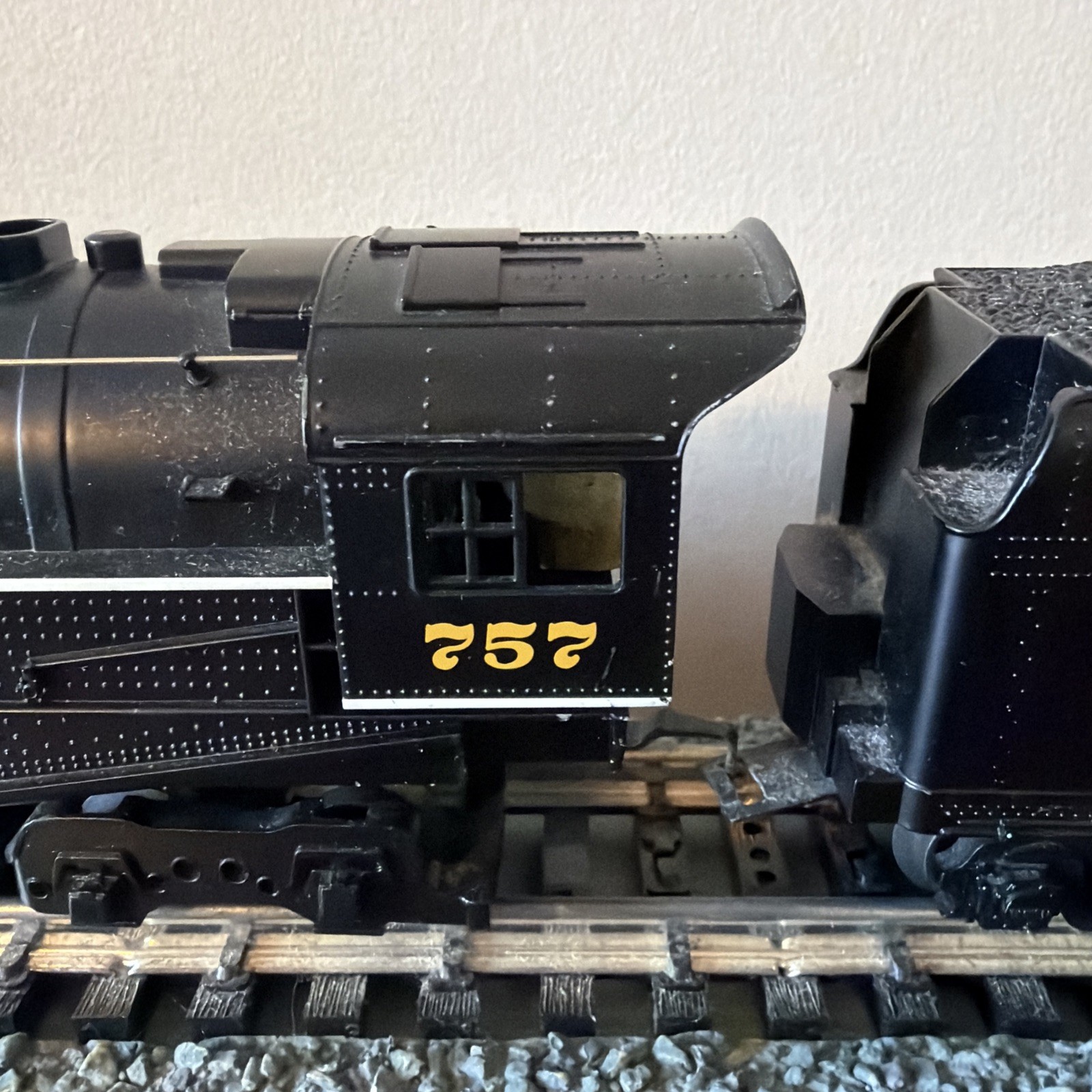LIONEL NICKEL PLATE 2-8-4 BERKSHIRE LC 2.0 #757 STEAM ENGINE O GAUGE W/ Display