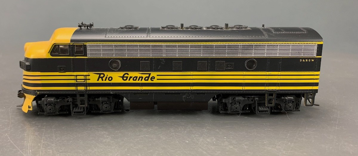 HO Stewart EMD F7A PH I Late Locomotive D&RGW Sgl Headlight KD’s HO7074