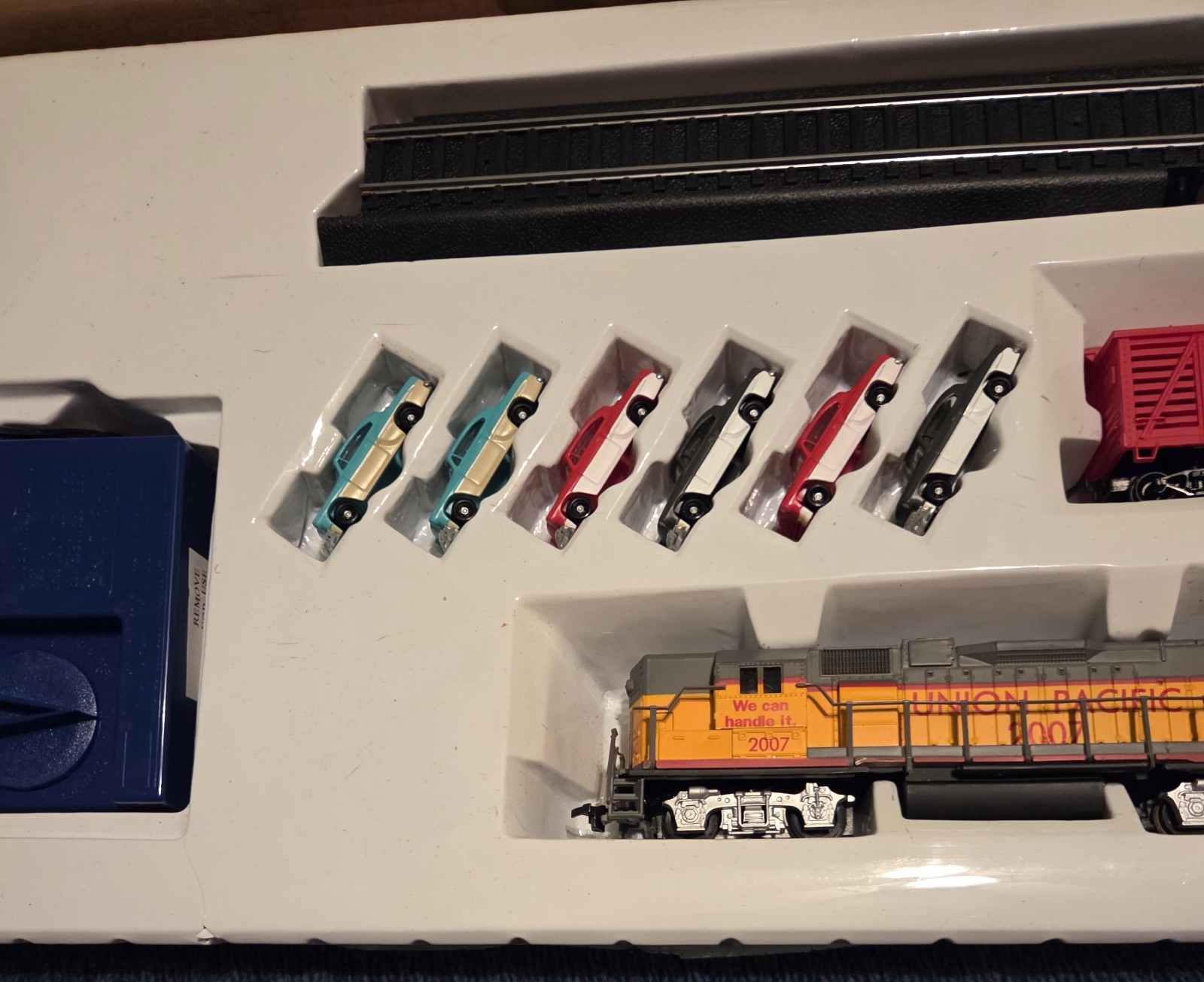 Life Like Trains Thunder Express HO Scale Electric Train Set Union Pacific