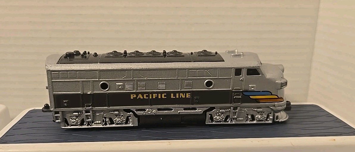Pacific Line 1620 Pull Back Train Locomotive Engine