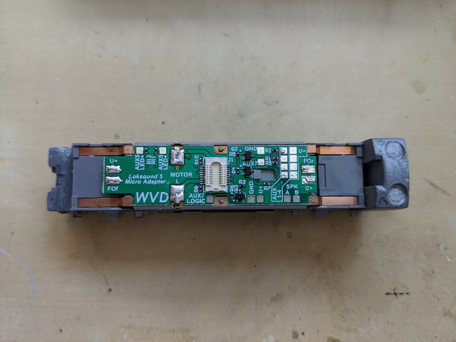 WVD ESU Loksound 5 Micro Next18 Adapter for Kato F2, F3, F7, FP7, F40PH, P42