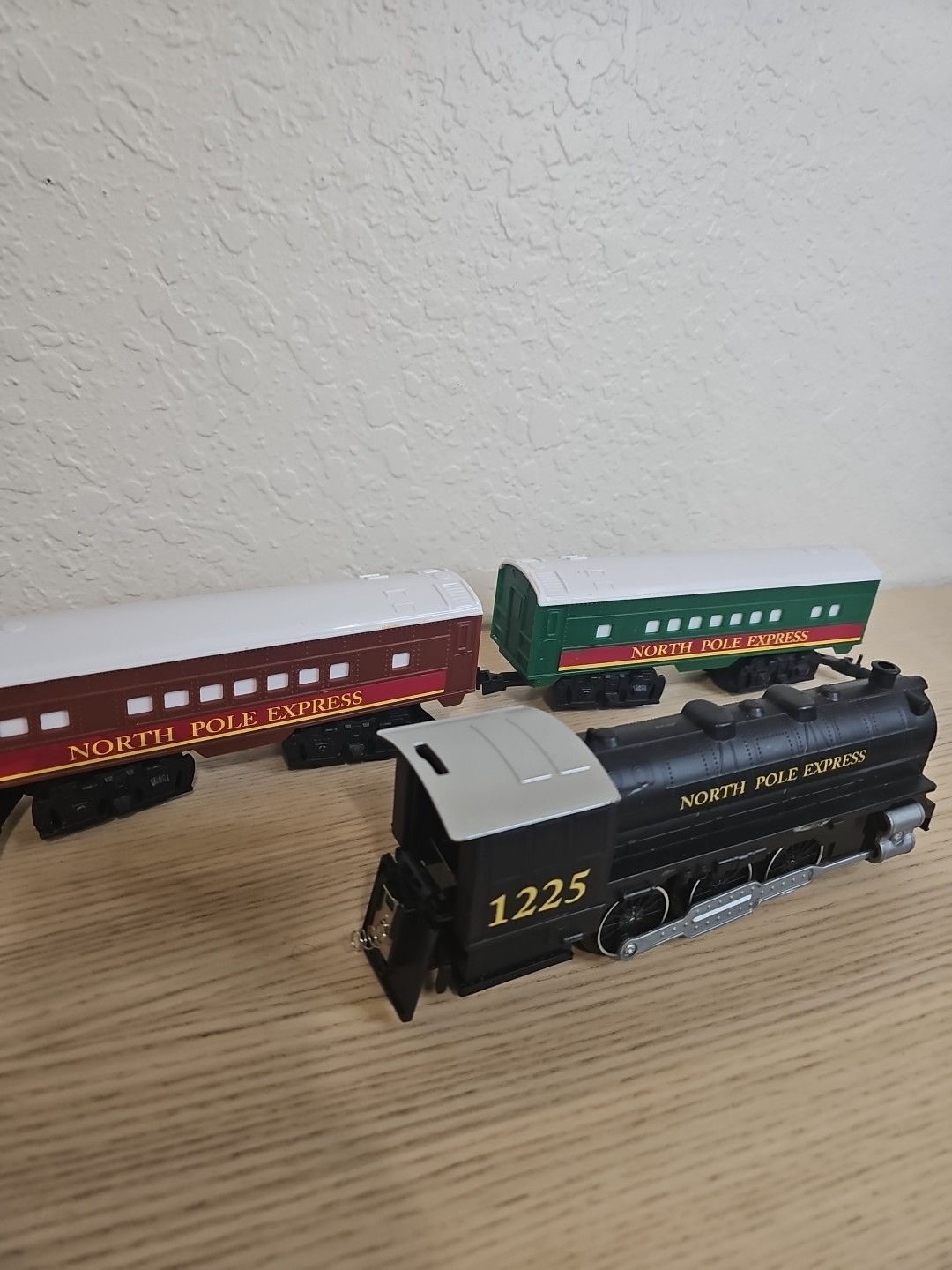 North Pole Express Toy Train Set Locomotive 1225 + 2 Cars Christmas Holiday