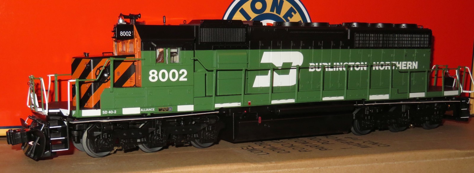 LIONEL 2233521 BURLINGTON NORTHERN LEGACY SD40-2 DIESEL #8002 – NEW – NR