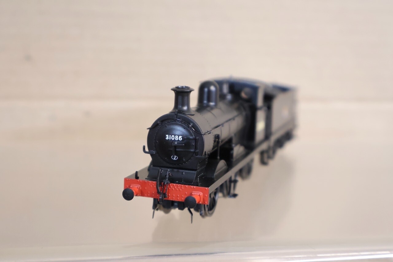 BACHMANN 31-462 DCC READY BR 0-6-0 WAINWRIGHT C CLASS LOCOMOTIVE 31086 om