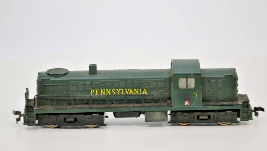 AHM HO Scale Pennsylvania RS-2 #6500 Diesel Locomotive PRR Green Used 1:87 Gauge