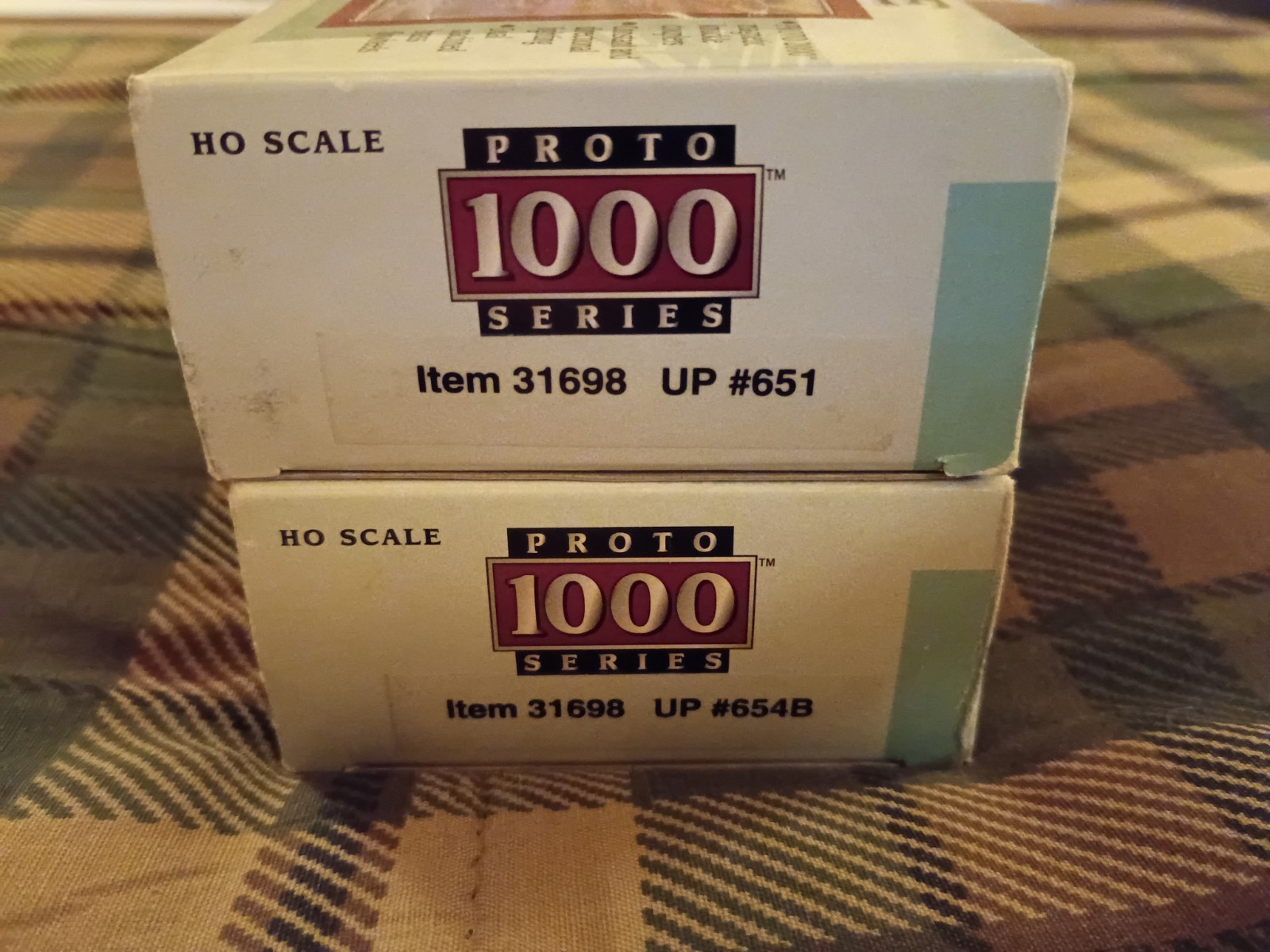 Proto 1000 HO-Scale 31698 Union Pacific #651A & #654B Erie-Built Locomotives