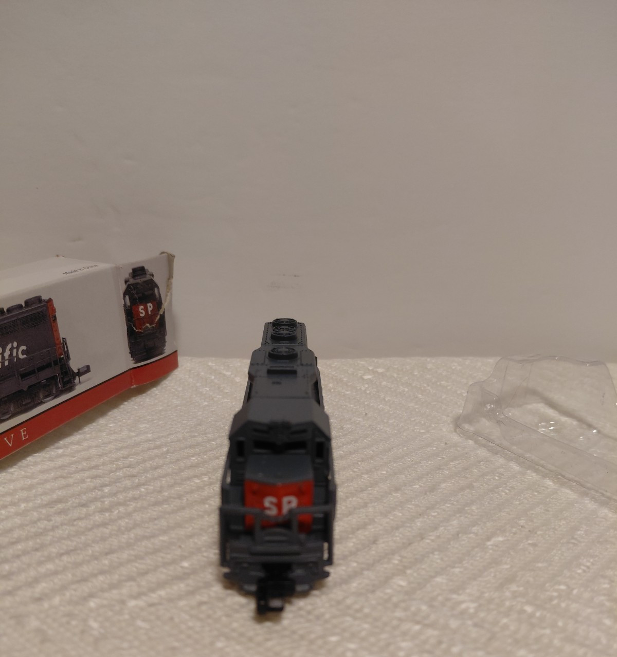 Vintage Southern Pacific Locomotive 9725 -High Speed Metal Products #418