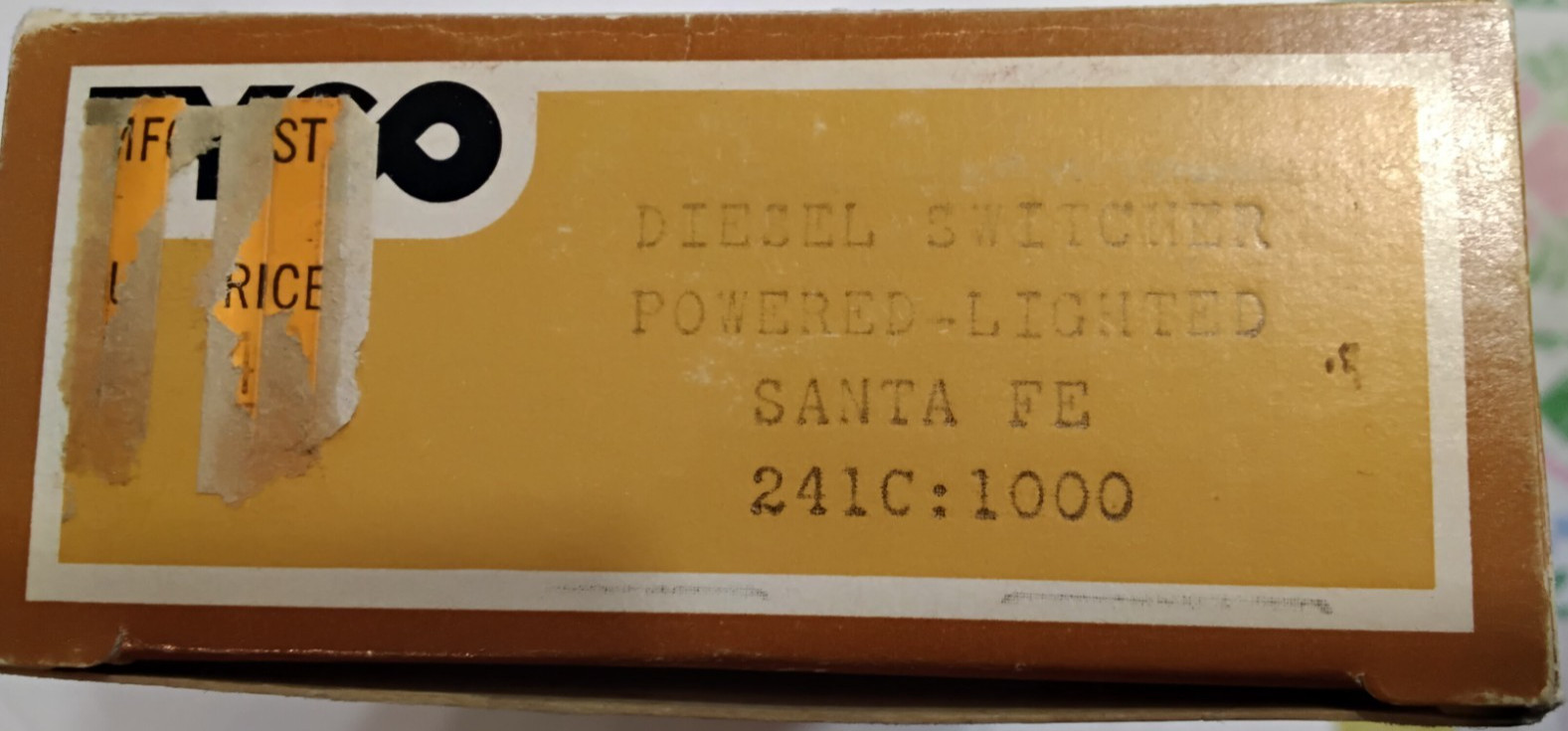 Tyco HO Scale Sante Fe Deisel Switcher Powered Train Engine with Lights, L@@K!!!