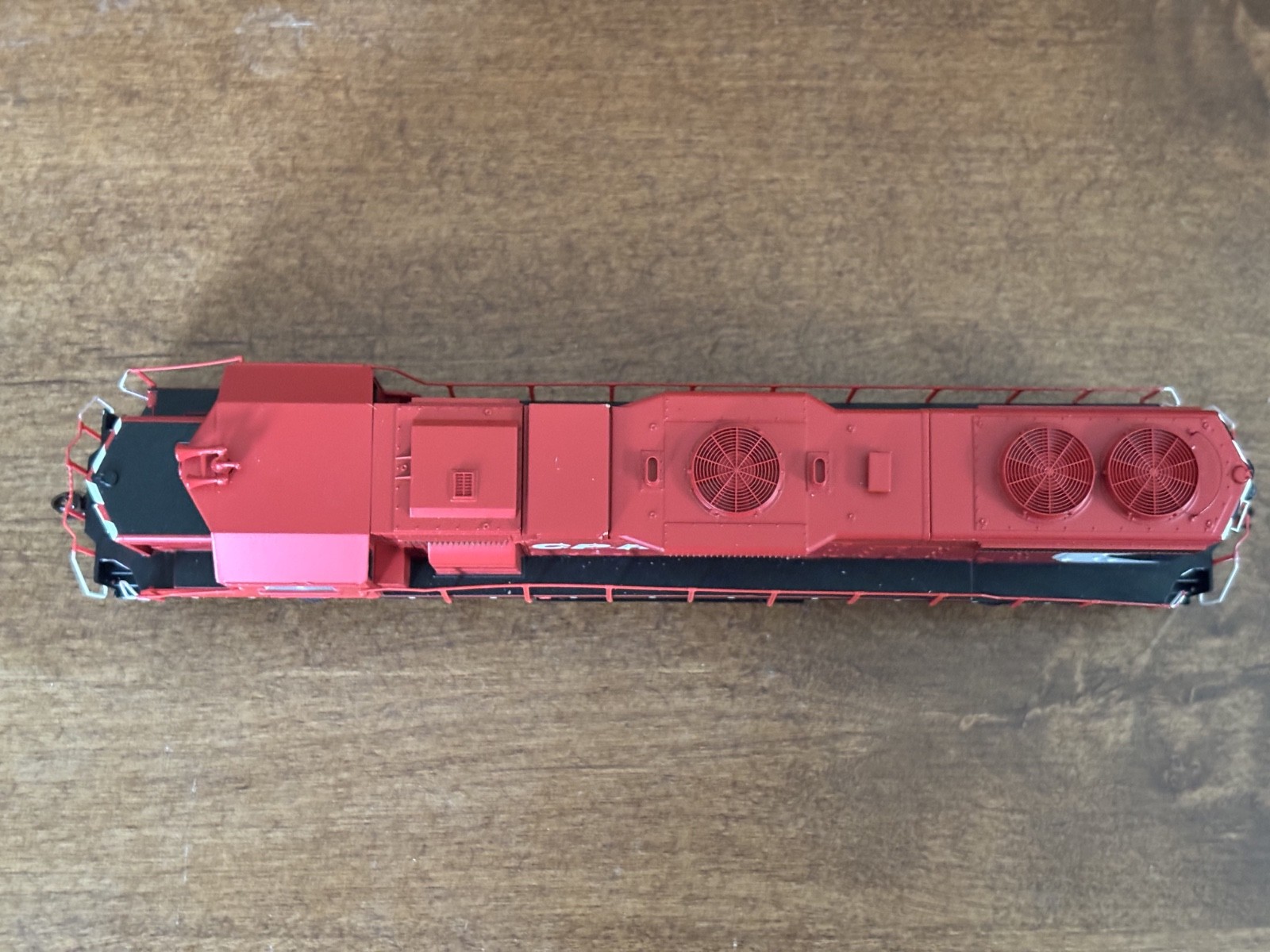 Athearn HO Canadian Pacific GP38-2 Locomotive #3033 Runs Well NO HEADLIGHT