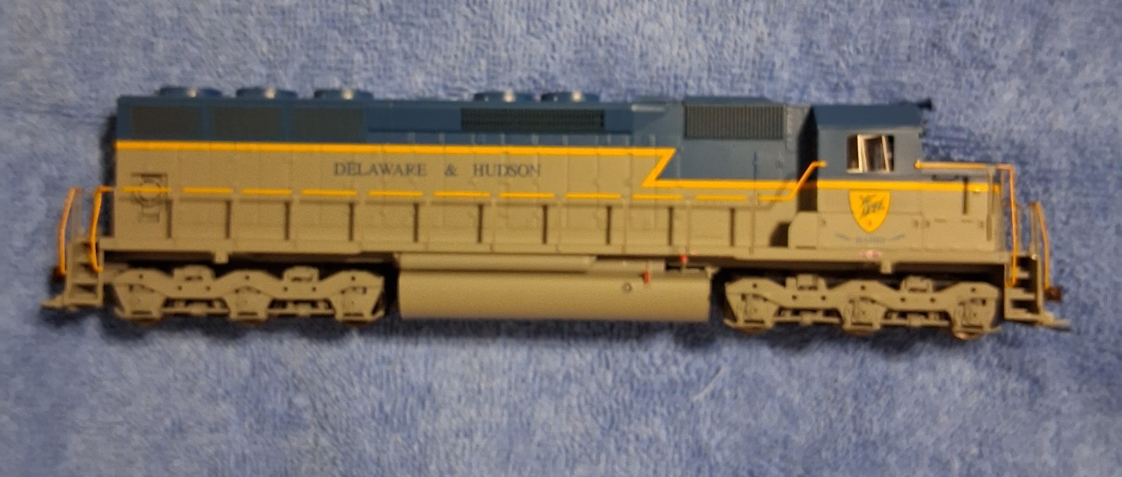 Athearn HO D&H Delaware & Hudson SD45 #803, No Sound, DCC Ready/Sound Ready