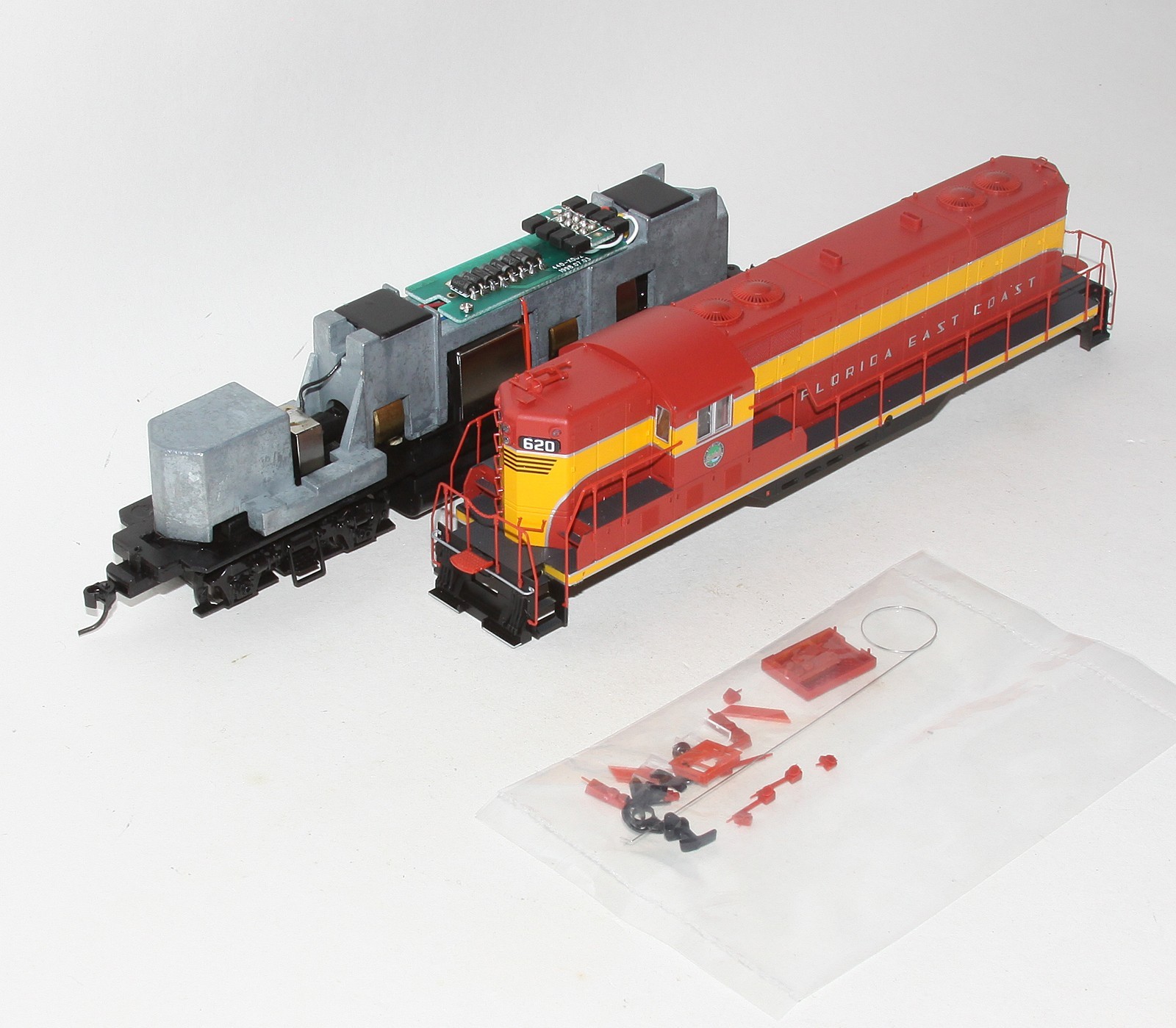 Life-Like Proto 2000 GP7 Pennsylvania PRR 8510 New Axle Gears