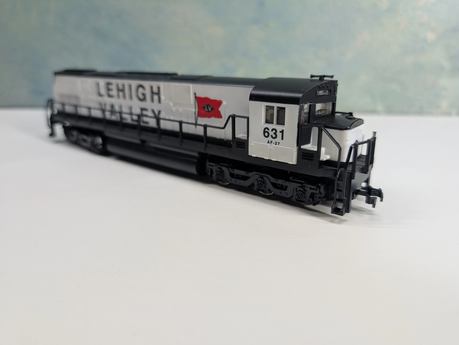 Mehano HO Alco C-628 Diesel Loco, Snow Bird Lehigh Valley LV #631 Tested! DC