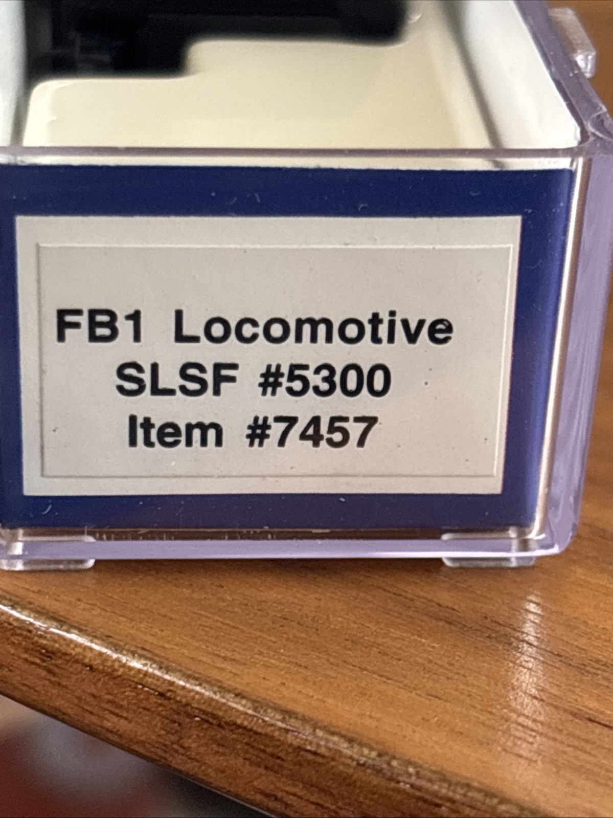 Life Like Trains Fb1 Locomotive Slsf #5300 Item #7457