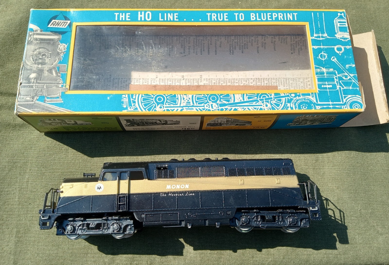 AHM HO Monon BL-2 Road Switcher Locomotive Used Boxed Untested Vtg 1970s