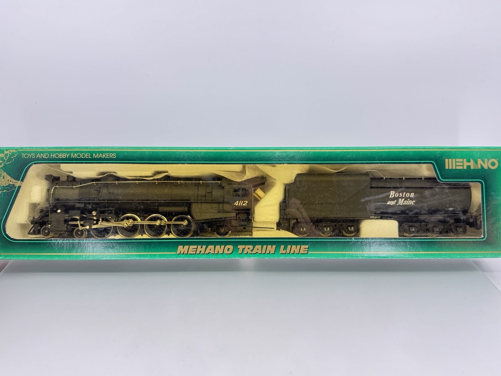 HO Mehano M646 Boston & Maine 4-8-2 Mountain Steam Locomotive B&M #4112